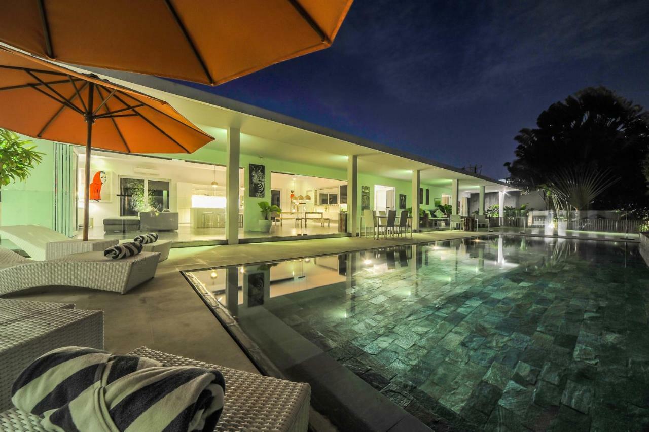 Casa Priya Petitenget Seminyak Buitenkant foto