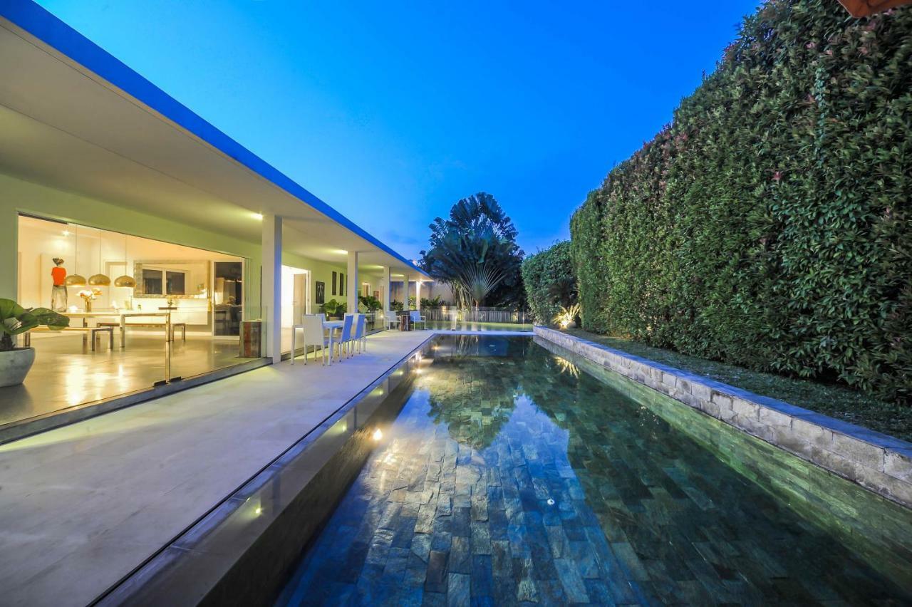 Casa Priya Petitenget Seminyak Buitenkant foto
